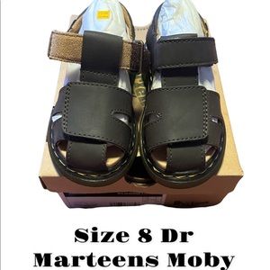 Toddler boys size 8 Dr Marten Sandals
